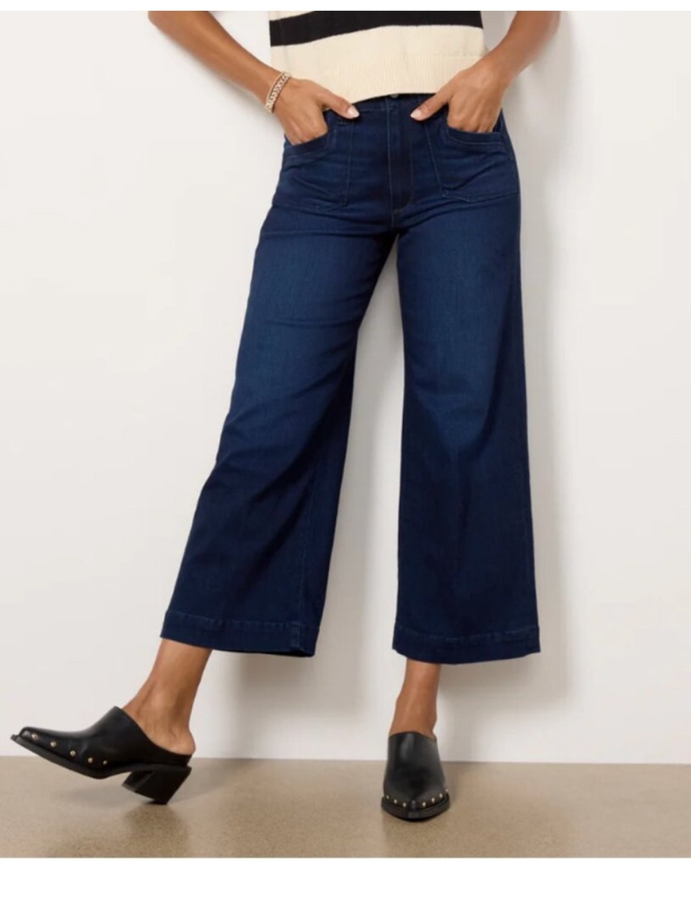Paige Anessa with Welt Utility Pockets